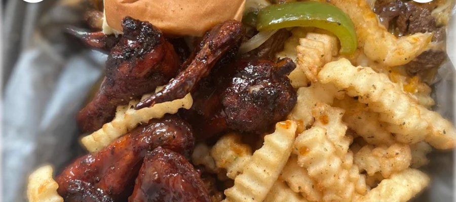 1 slider, 4 wings and fries combo